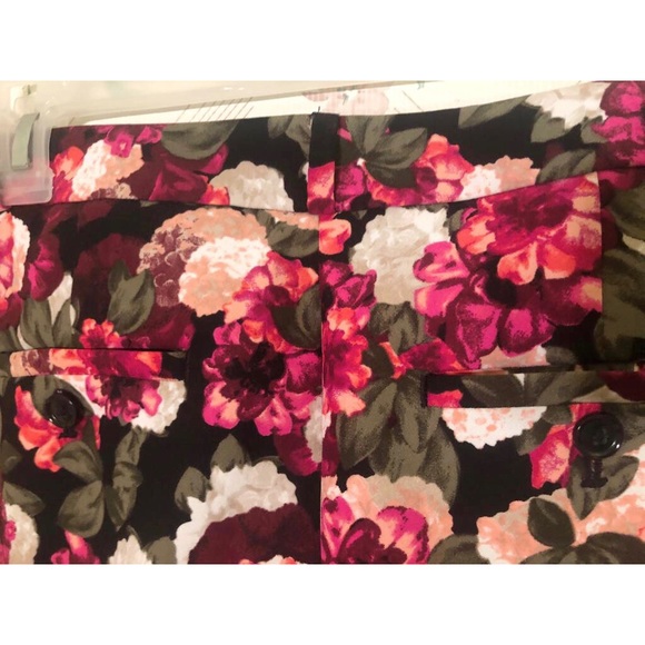 Banana Republic Avery Floral Pants - Picture 3 of 4